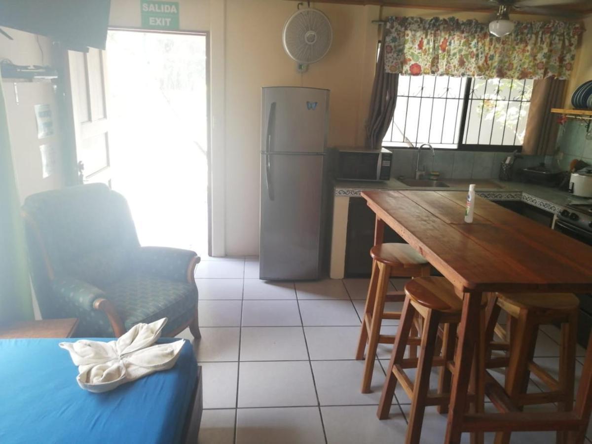 Cahuita Lodge ภายนอก รูปภาพ