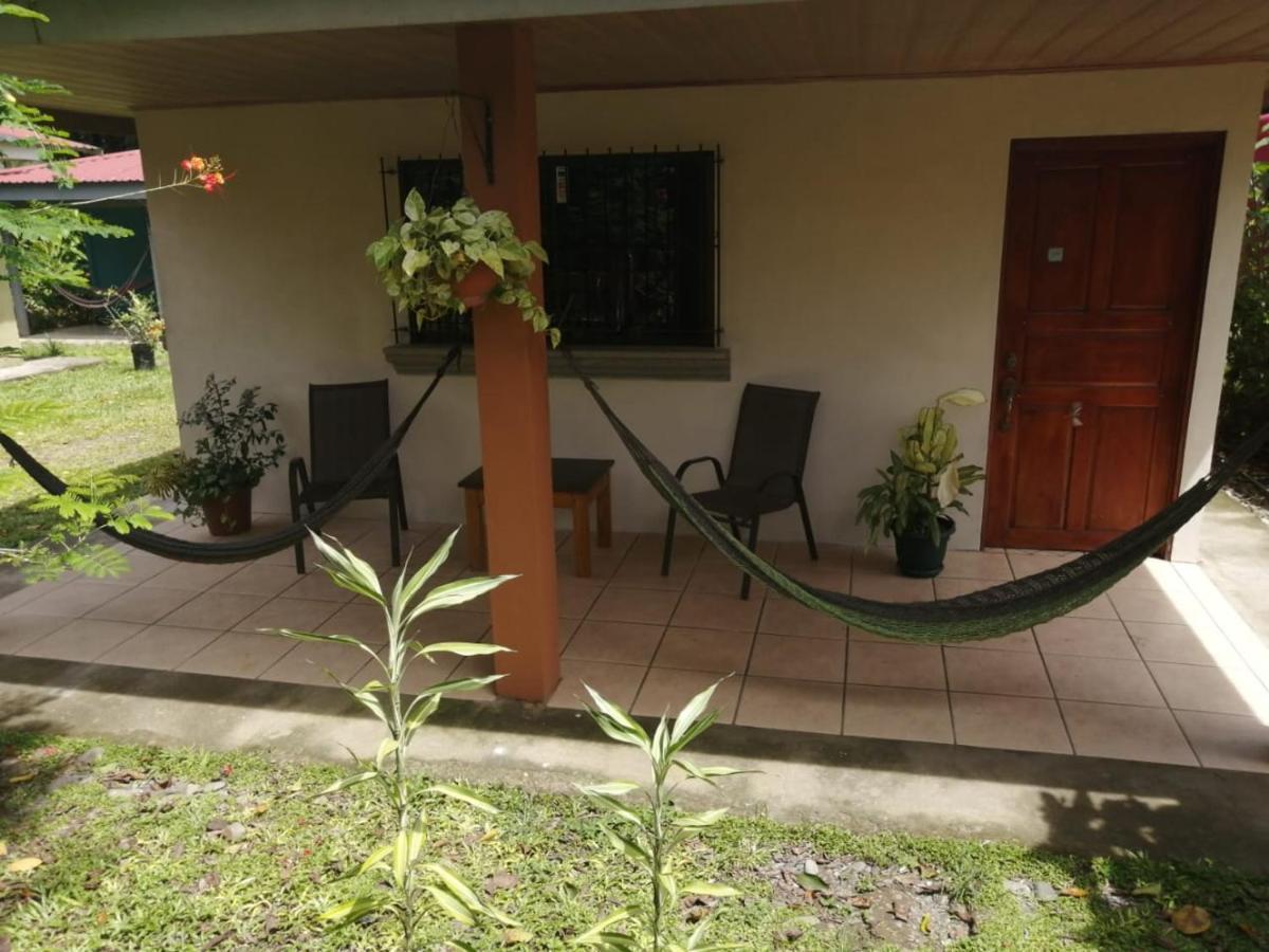 Cahuita Lodge ภายนอก รูปภาพ