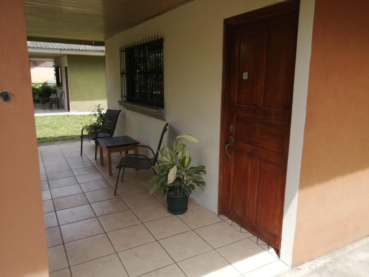 Cahuita Lodge ภายนอก รูปภาพ