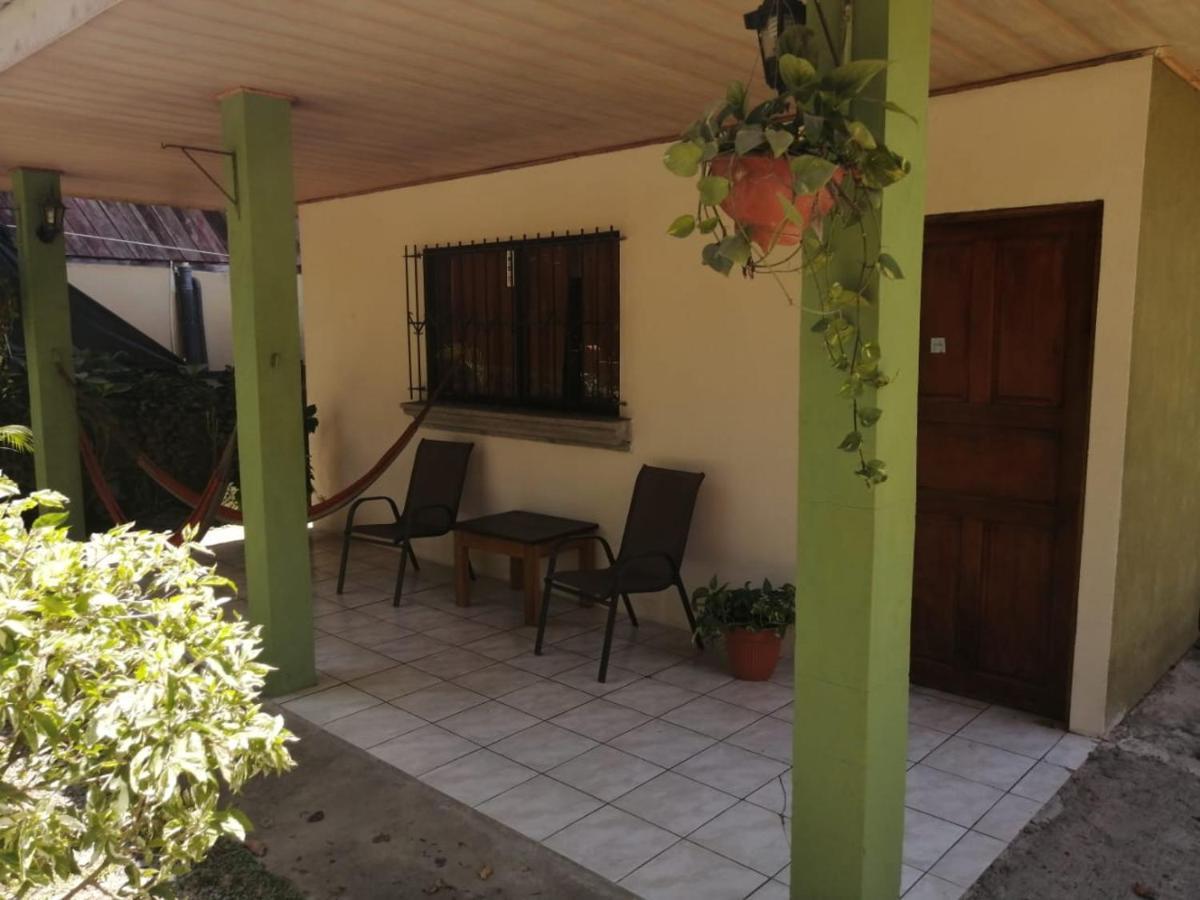 Cahuita Lodge ภายนอก รูปภาพ