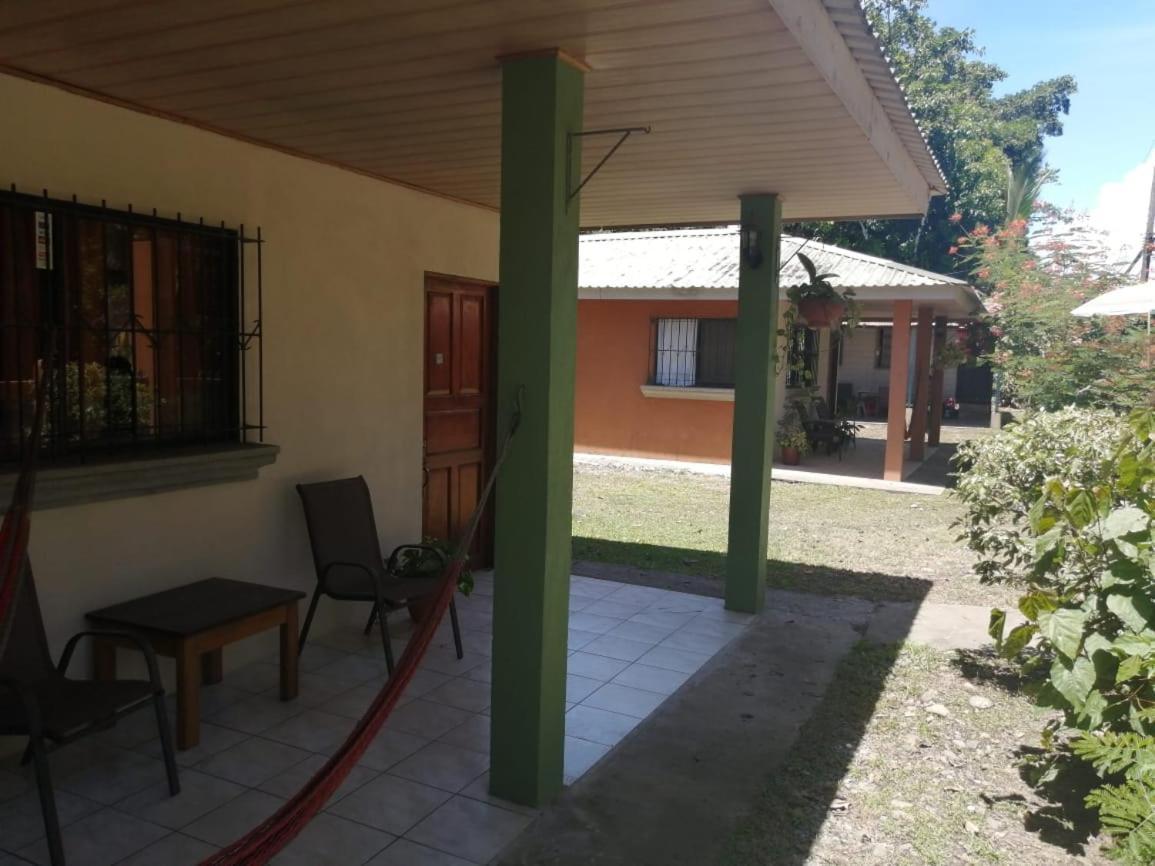 Cahuita Lodge ภายนอก รูปภาพ