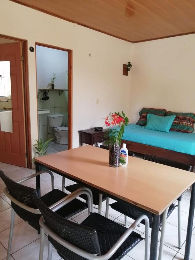 Cahuita Lodge ภายนอก รูปภาพ