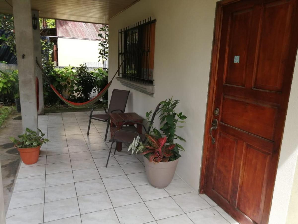 Cahuita Lodge ภายนอก รูปภาพ