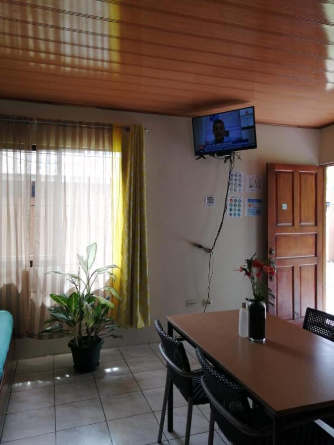 Cahuita Lodge ภายนอก รูปภาพ