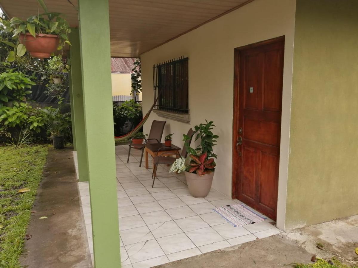 Cahuita Lodge ภายนอก รูปภาพ